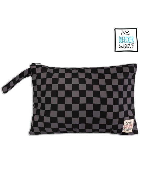 CHECKERS GREY POCHETTE